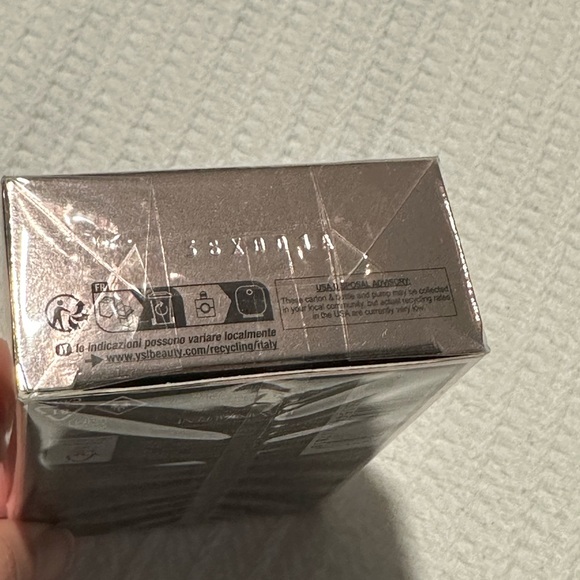 NEW Yves Saint Laurent Black Opium Eau De Parfum 30ml / 1fl.oz. - Picture 2 of 7